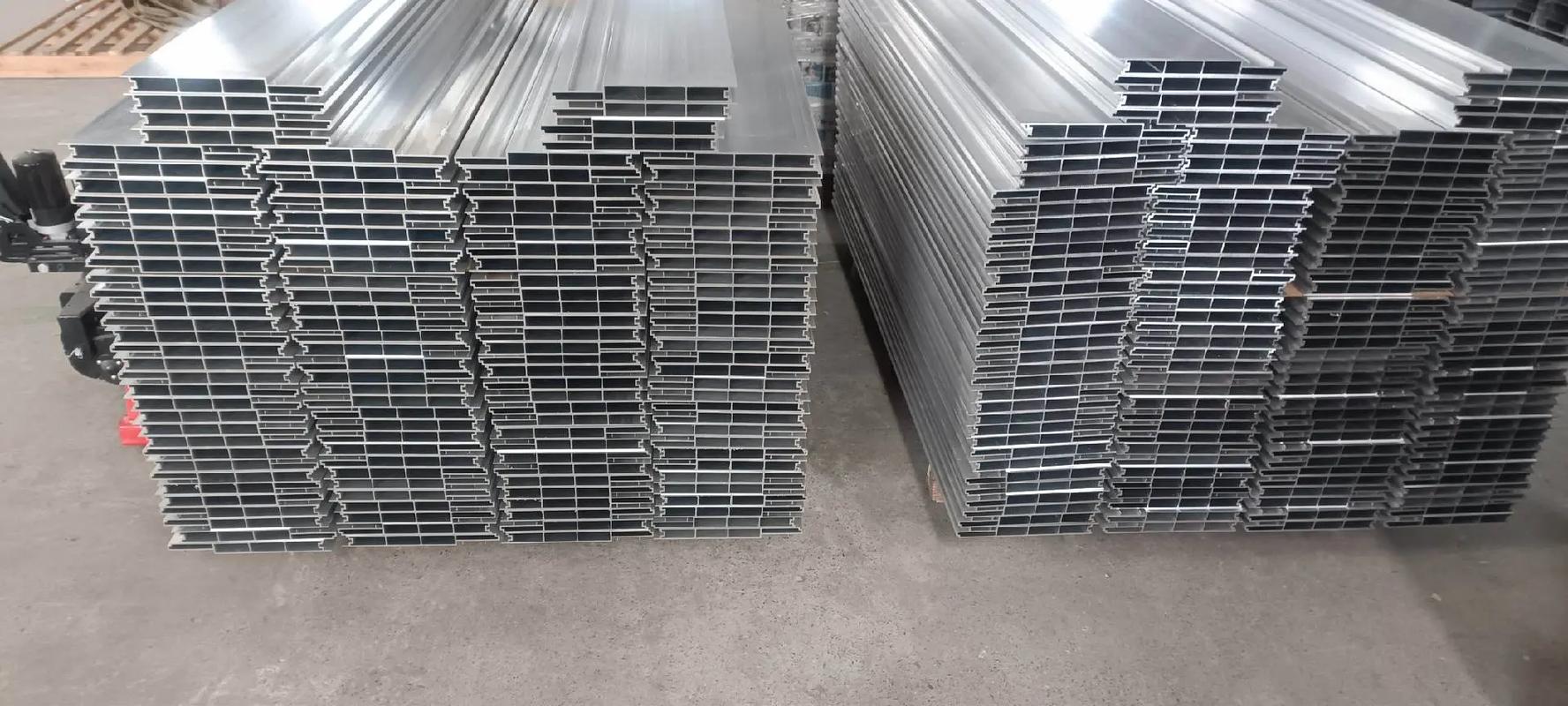 Dix minutes pour que vous puissiez lire et comprendre l'amorce d'extrusion en aluminium